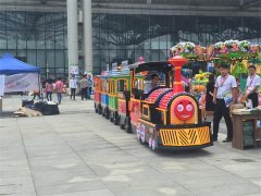經(jīng)營(yíng)兒童無(wú)軌小火車(chē)的注意事項(xiàng)